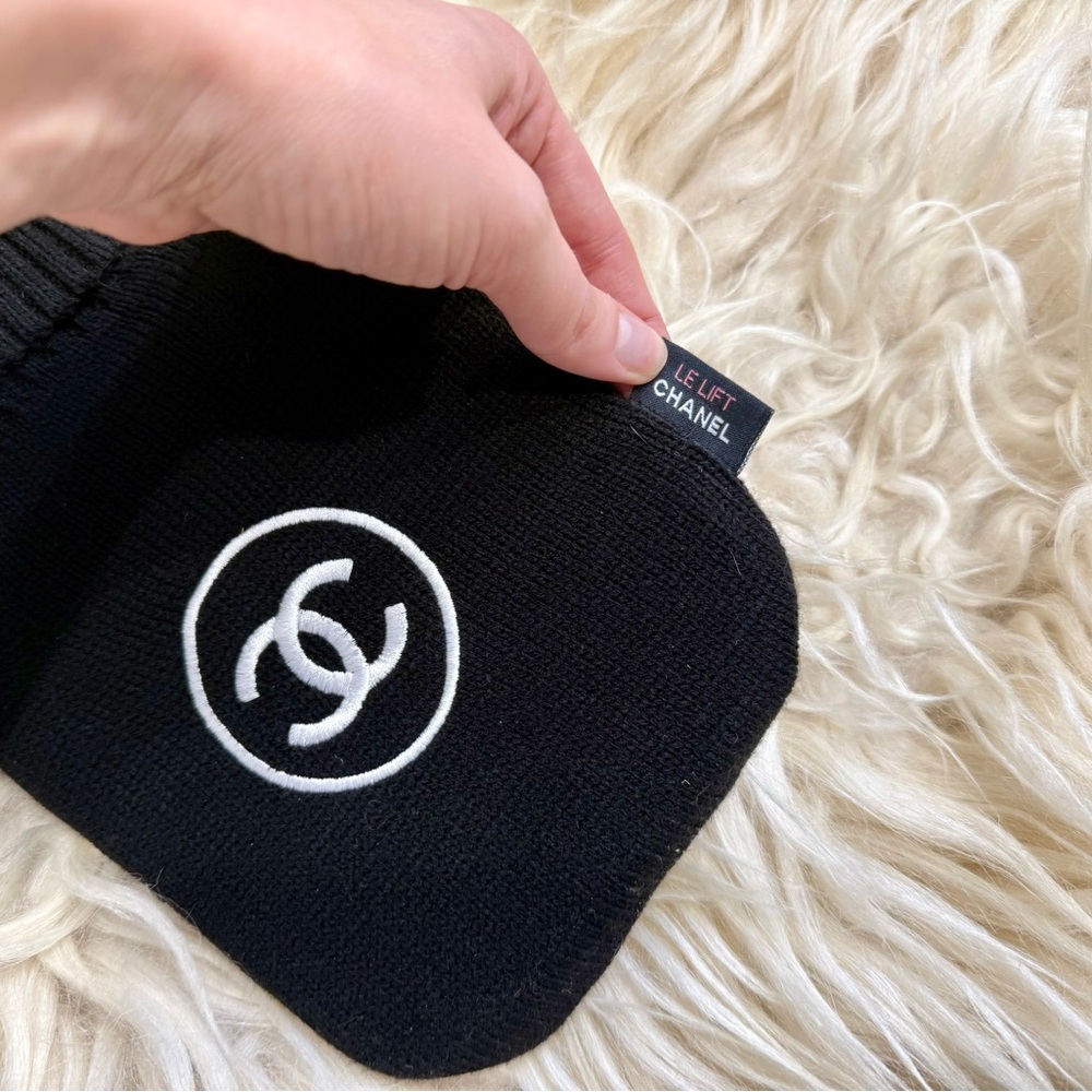 Chanel Hot Water Bottle Accessory - Picture 2 of 4